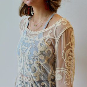Express Sheer Lace Long Sleeve - Cream